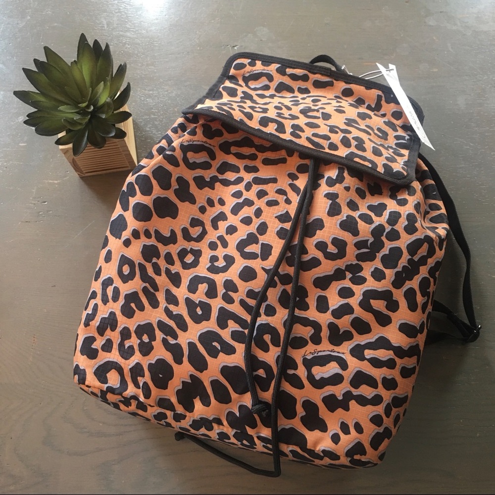 NWOT Le Sportsac Gabrielle Leopard Backpack